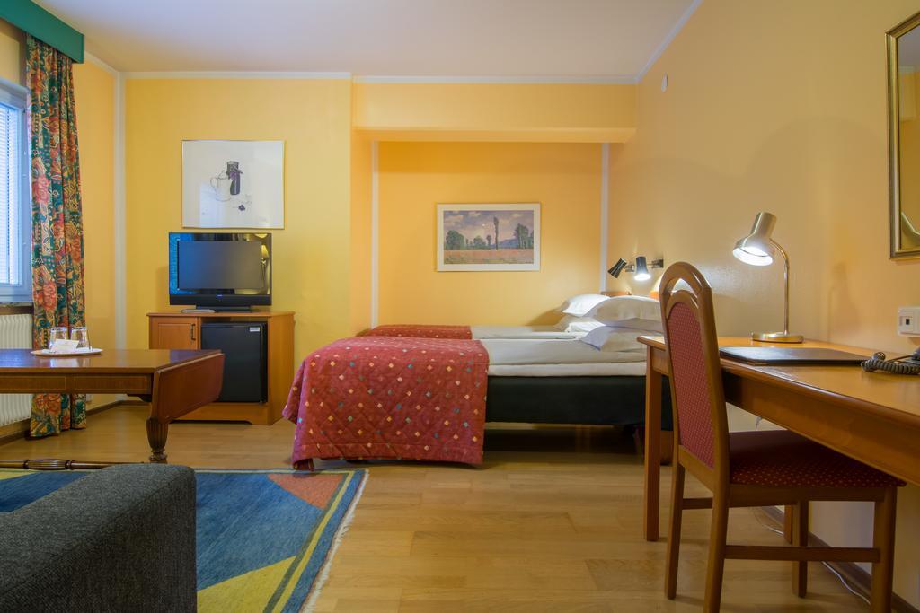 מאלמה Teaterhotellet מראה חיצוני תמונה