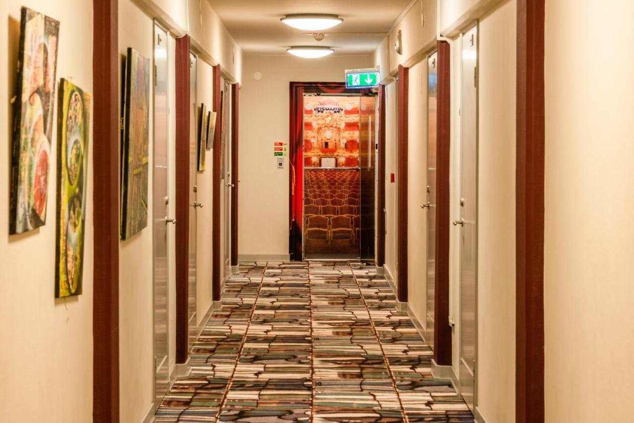 מאלמה Teaterhotellet מראה חיצוני תמונה